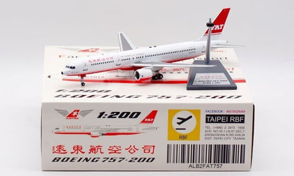 1:200 ALB FAT BOEING 757-200 Passenger Aircraft Plane Diecast Airplane Model