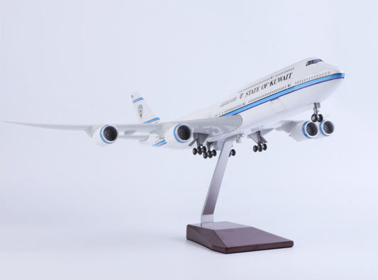 47CM 1:160 STATE OF KUWAIT BOEING 747-8 Airplane Landing Gears Resin Model