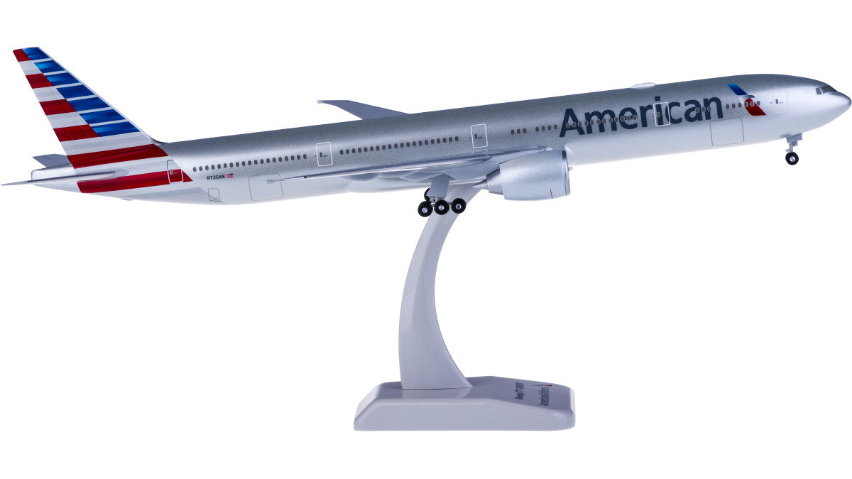 1:200 37CM Hogan American BOEING 777-300ER Passenger Airplane ABS Plastic Model