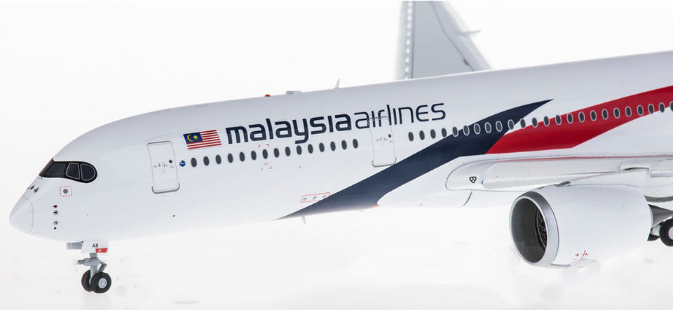 1:200 33CM JC Wings Malaysia Airlines A350-900 Flap Down Airplane Diecast Model