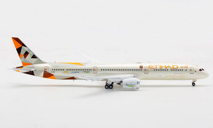 JC Wings Etihad Airways For Boeing 787-10 A6-BMI Flaps Down 1/400 Aircraft Model