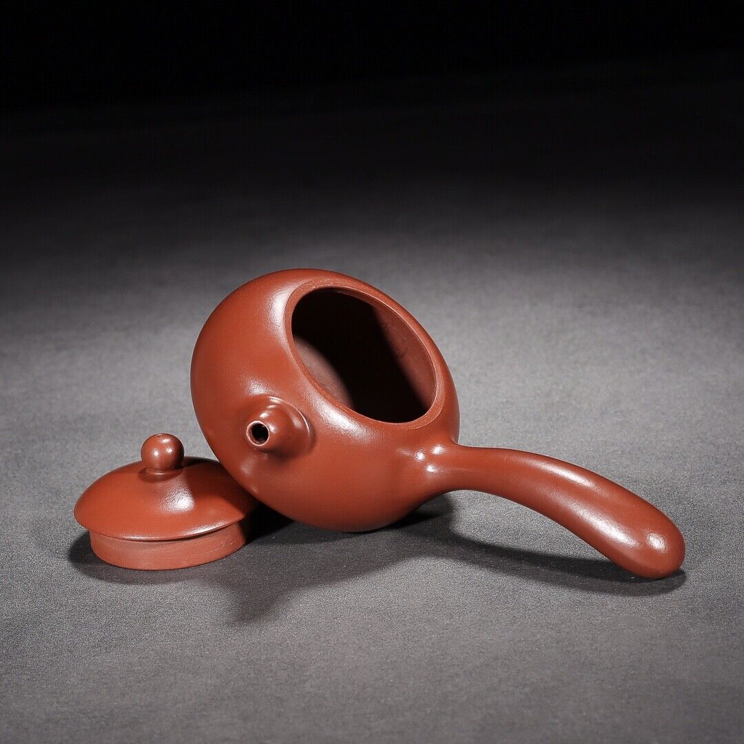 Chinese Yixing Zisha Clay Handmade Exquisite Teapo （唐羽 底款：周桂珍）