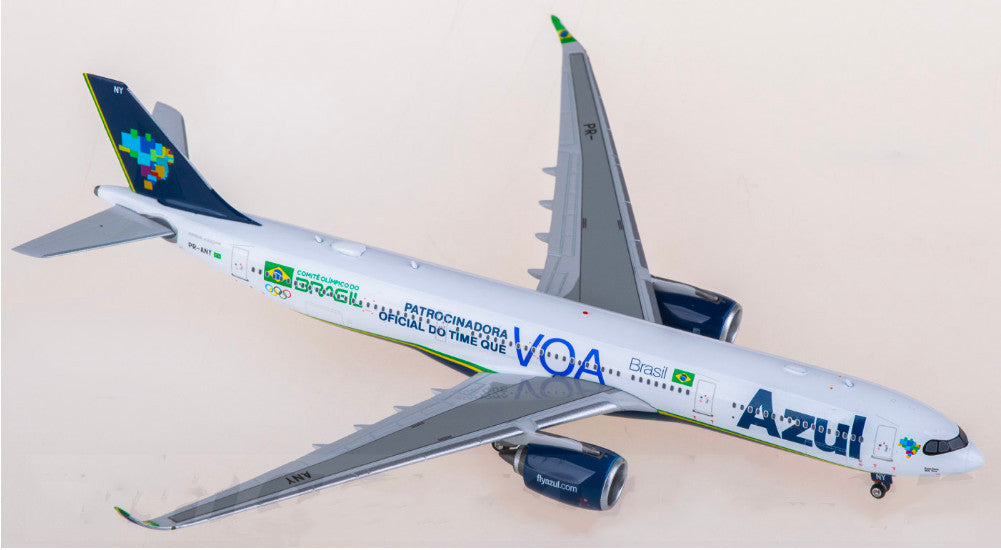 1:400 Phoenix Azul Airbus A330-900neo Airplane Diecast Aircraft Model