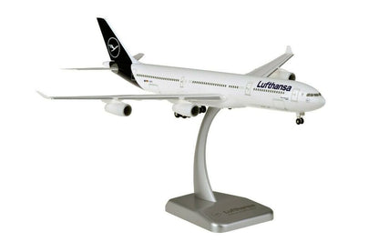 1:200 32CM Hogan Lufthansa AIRBUS A340-300 Passenger Airplane ABS Plastic Model