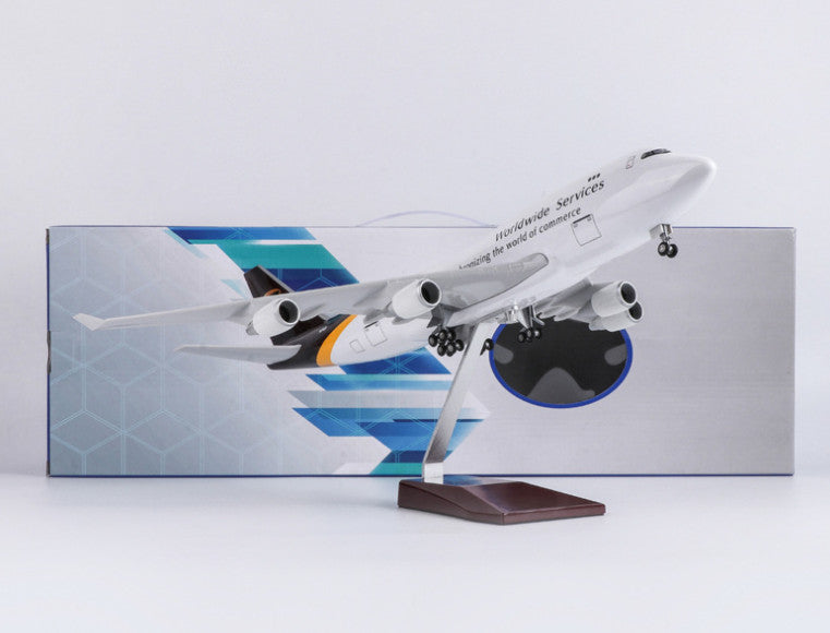 47CM 1:150 UPS BOEING 747-400 Airplane Landing Gears Resin Plane Aircraft Model