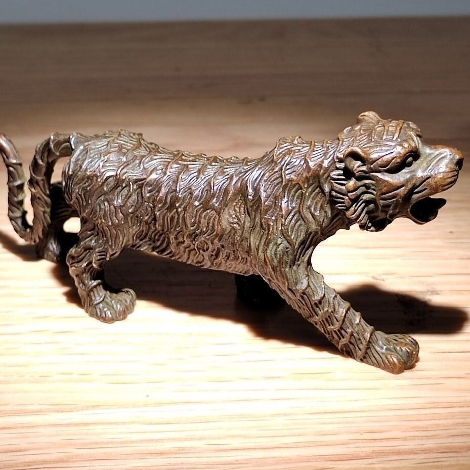 chinese bronze fortune tiger figure statue collectable table decor netsuke