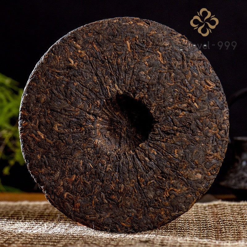 357G Ripe Pu'er Tea Cake Yunnan Menhai Court Grade Senior Compressed Tea -