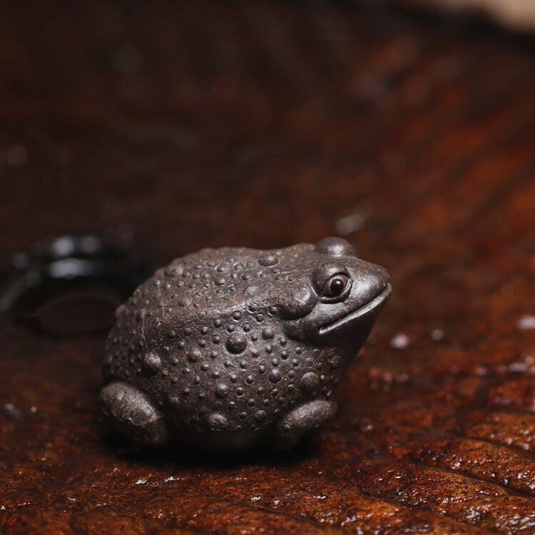 Zisha Tea Pet Half Handmade Home Ornaments Toad Statue Garden Pond Decoration
