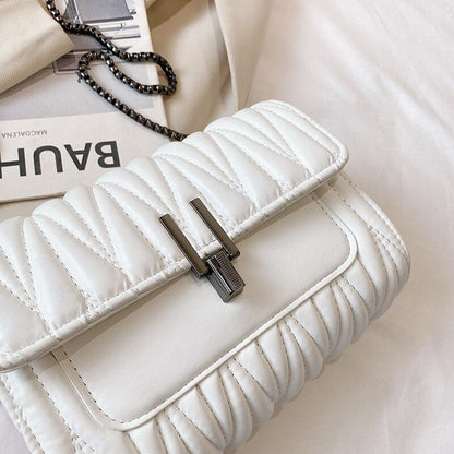 Synthetic Messenger Bag Handbag Luxury Purse Shoulder Bag 15*21*8 CM Nylon Pouch