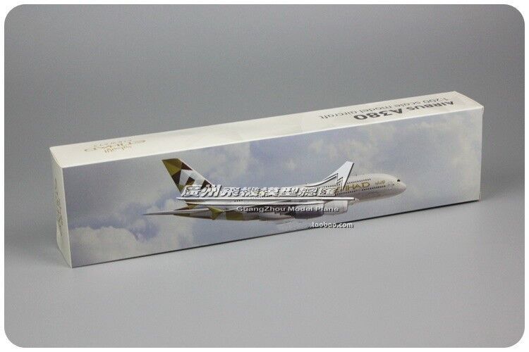 36CM 1:200 ETIHAD AIRBUS A380 Passenger Airplane ABS Plastic Assembled Model