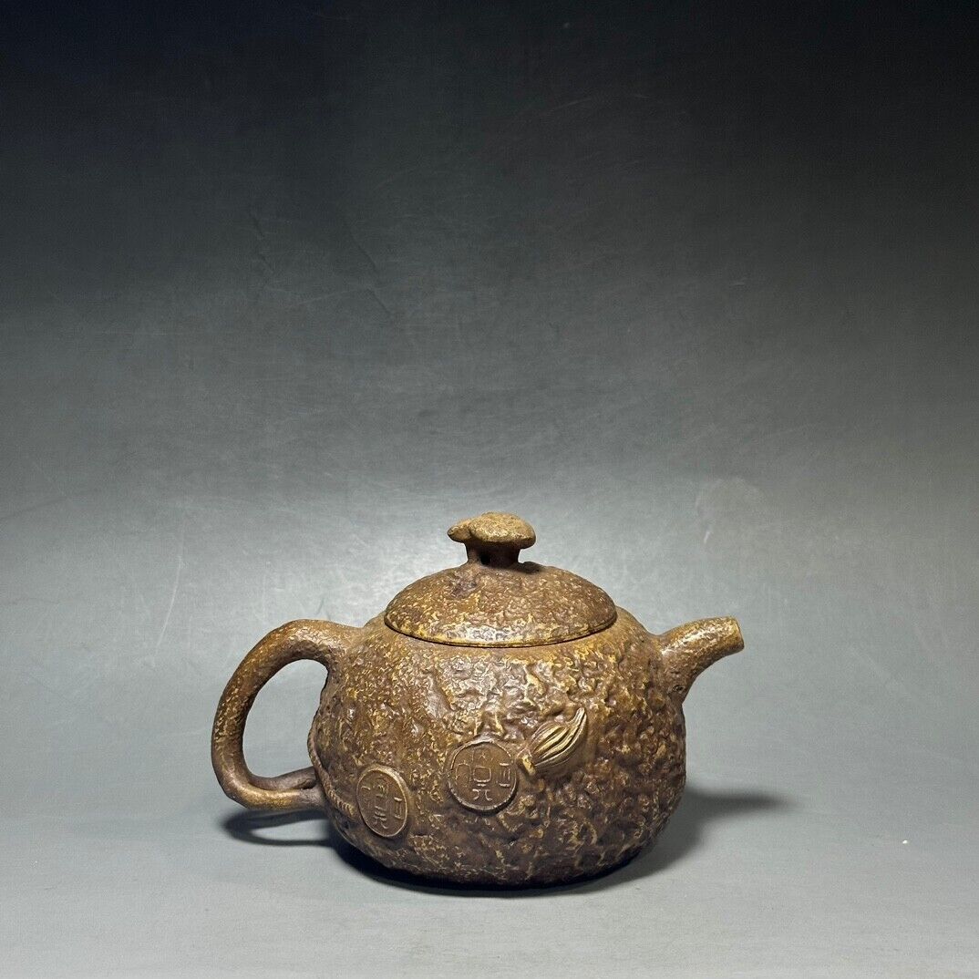 Chinese Yixing Zisha Clay Handmade Exquisite Teapot （金蟾壶 底款：蒋蓉）