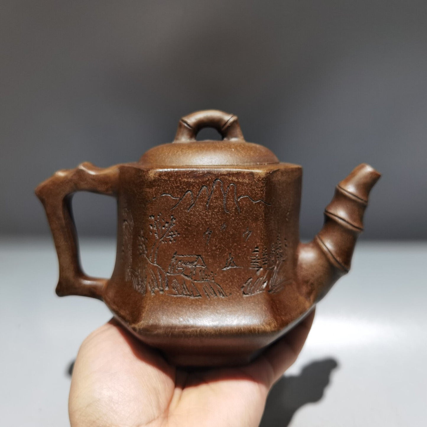 Chinese Yixing Zisha Clay Handmade Exquisite Teapot（六方刻字壶 底款：时大彬）