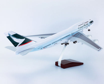 1:150 47CM CATHAY PACIFIC BOEING 747-400 Plane Landing Gear Resin Aircraft Model