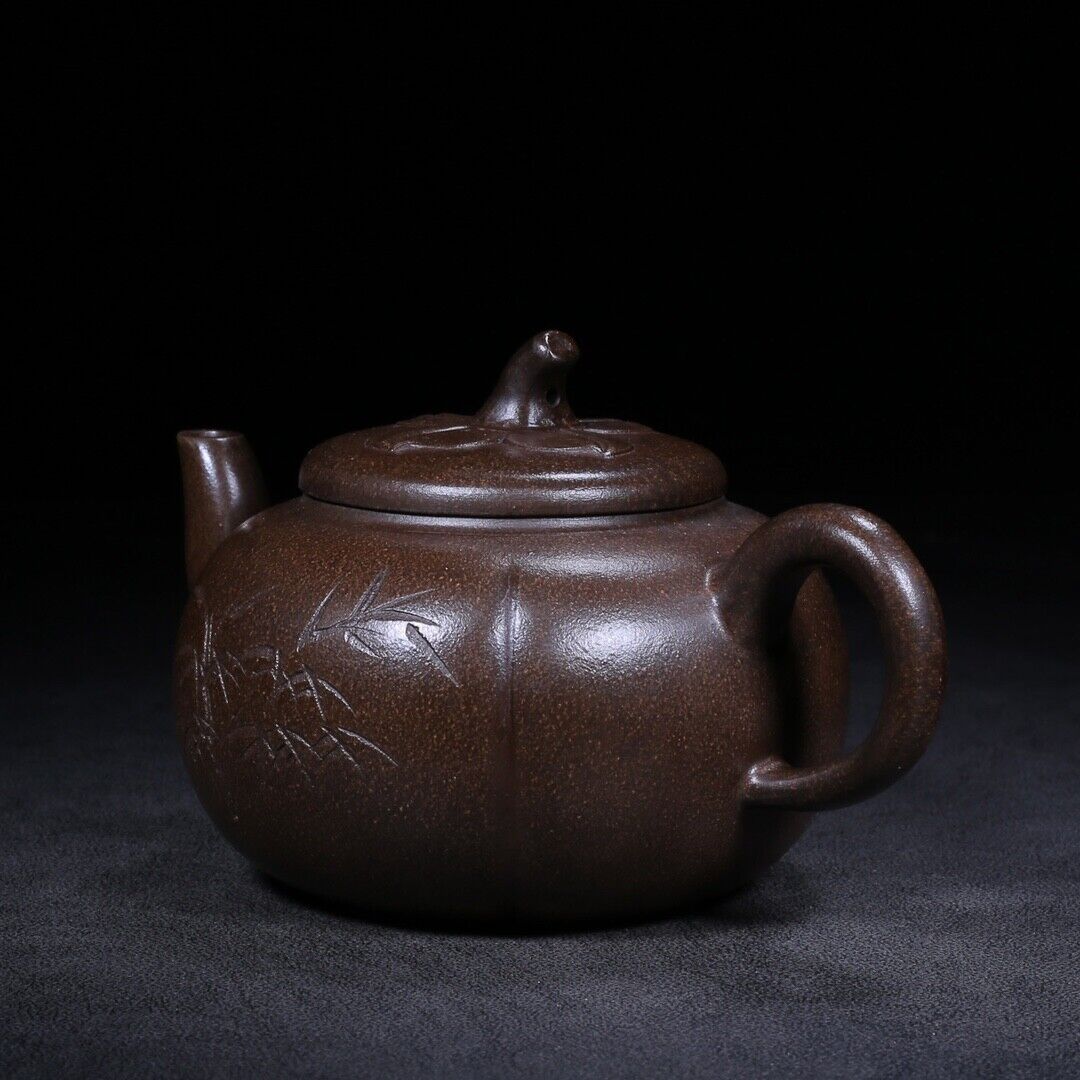 Chinese Yixing Zisha Clay Handmade Exquisite Teapot （菱花 底款：范正根）