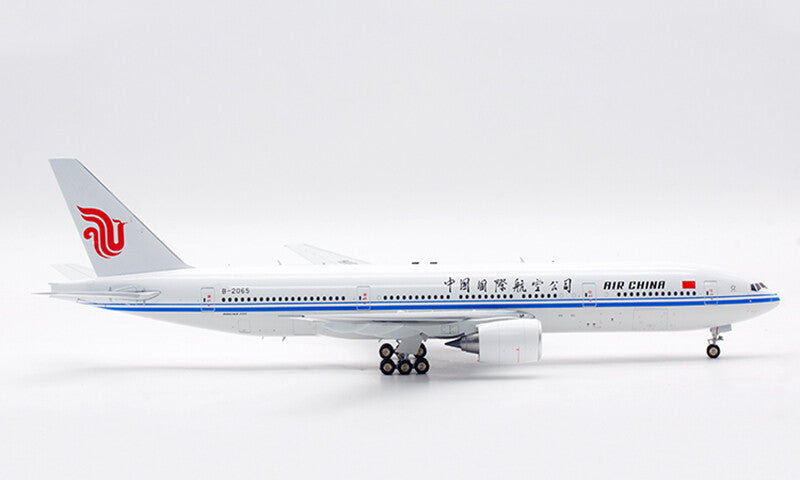 1:200 32CM Aviation AIR CHINA BOEING 777-200 Passenger Airplane Diecast Model