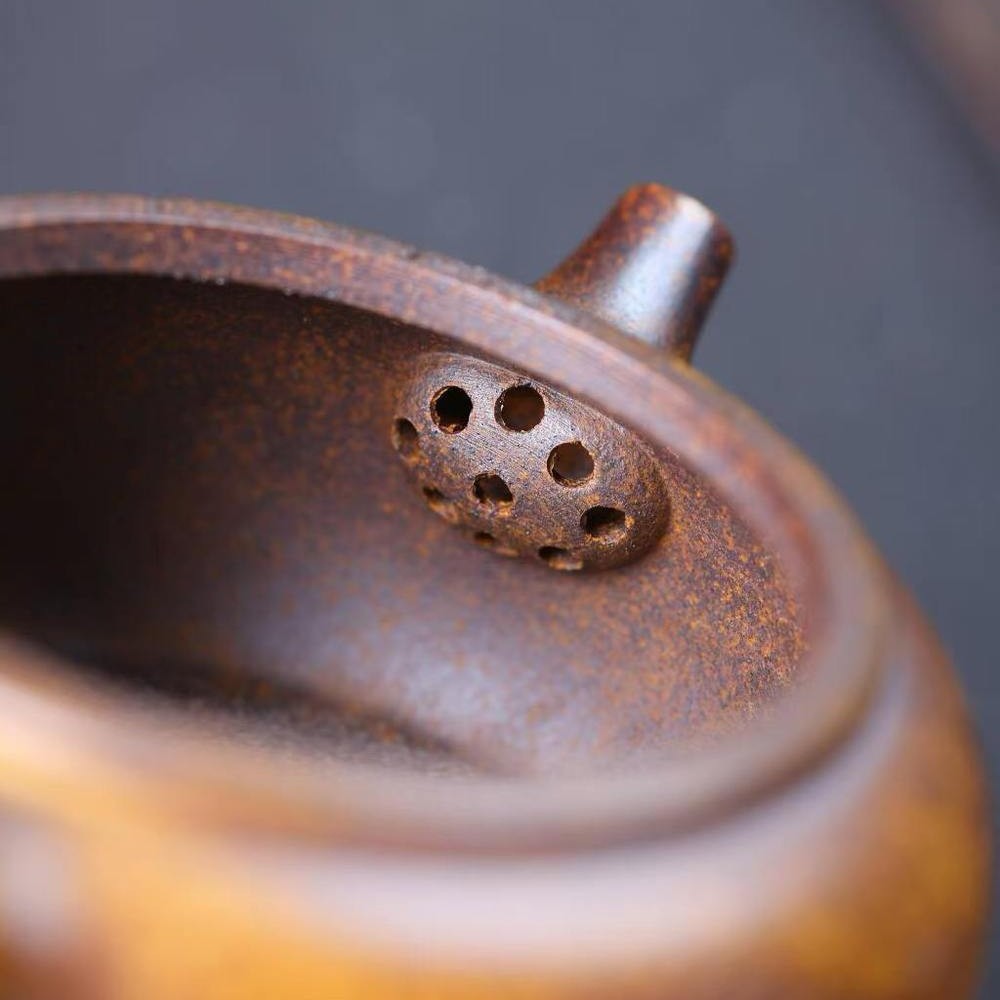 Yixing Zisha Teapot Dragon Tiger Carved Longgu Jinsa Clay 300ml Tea Pot