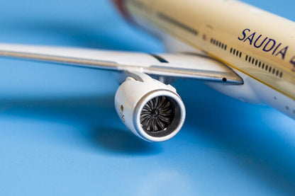 1:400 Phoenix Saudia BOEING 777-300ER Passenger Airplane Diecast Aircraft Model