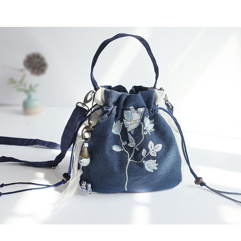 Embroidered Shoulder Bag Flower Bunch Mouth Tassel Exquisite Handbag Polyester