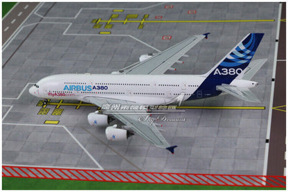 1:400 JC Wings AIRBUS A380 Own the sky Passenger Airplane Diecast Aircraft Model