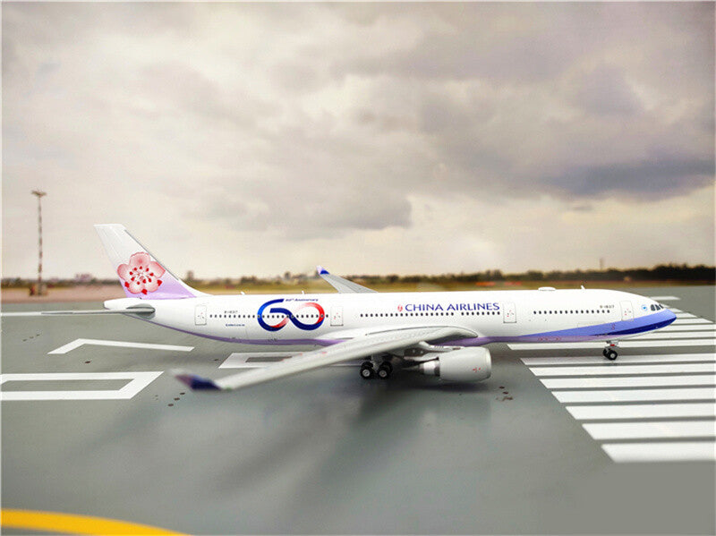 JC Wings China Airlines For Airbus A330-300 B-18317 60th Anniversay 1/400 plane