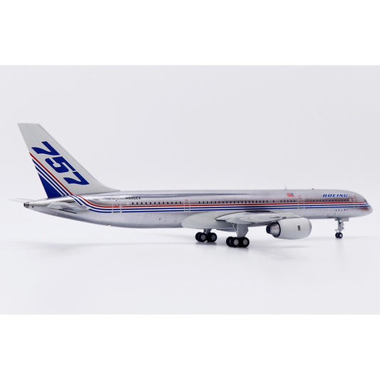 1:200 JC Wings Boeing 757-200 N505EA Passenger Plane Diecast Aircraft Model