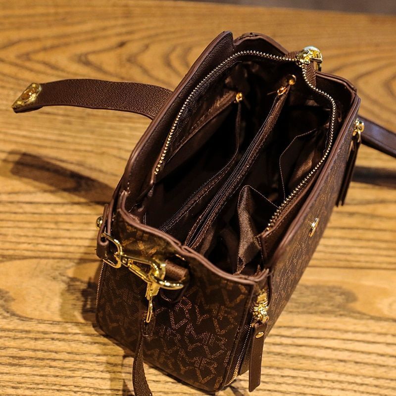 Short Handle Shoulder Bag Crossbody Interior Pocket Messenger Handbag 21*18*11CM