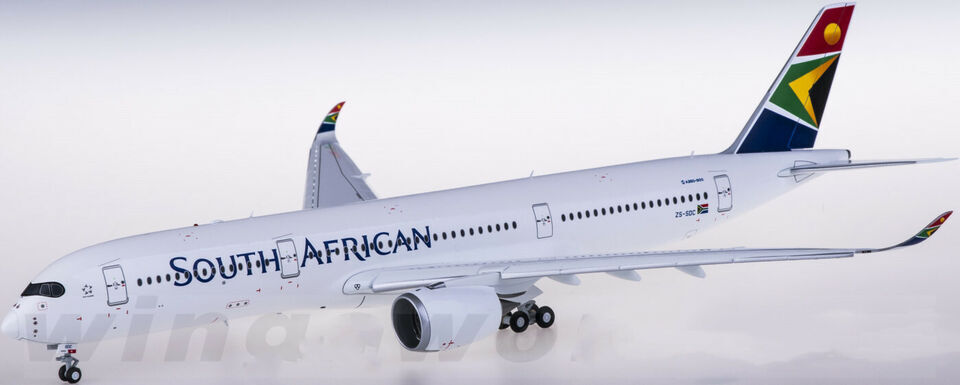 1:200 33CM JC Wings SOUTH AFRICAN AIRBUS A350-900 Plane Flap Down Diecast Model