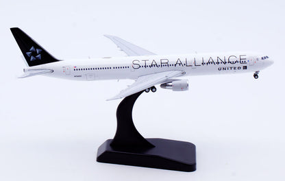 1:400 JC Wings United Airlines Plane Boeing 767-400ER Diecast Aircraft Model