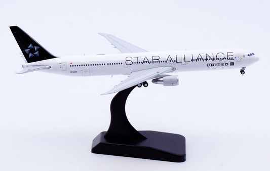 1:400 JC Wings United Airlines Plane Boeing 767-400ER Diecast Aircraft Model