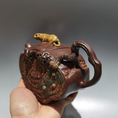 Chinese Yixing Zisha Clay Handmade Exquisite Teapot （虎虎生威 底款：汪寅仙 )