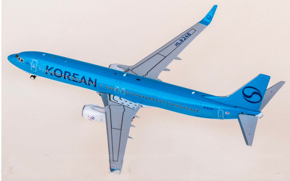 1:400 Phoenix Korean Air Boeing 737-900 Airplane Diecast Aircraft Plane Model