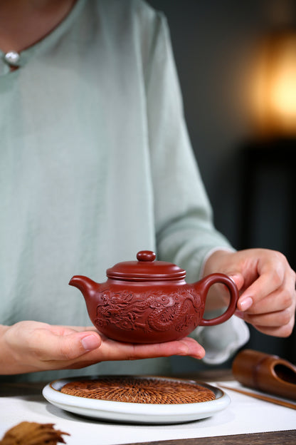 China Yixing Zisha Pottery Clovershrub Clay Handmade 250cc Dragon Grain Teapot