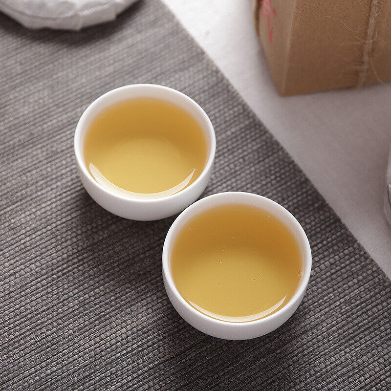 50g Yunnan Pu'er Tea Banzhang Raw Tea Cake Old Tree Tea Raw Tea Small Cake Tea
