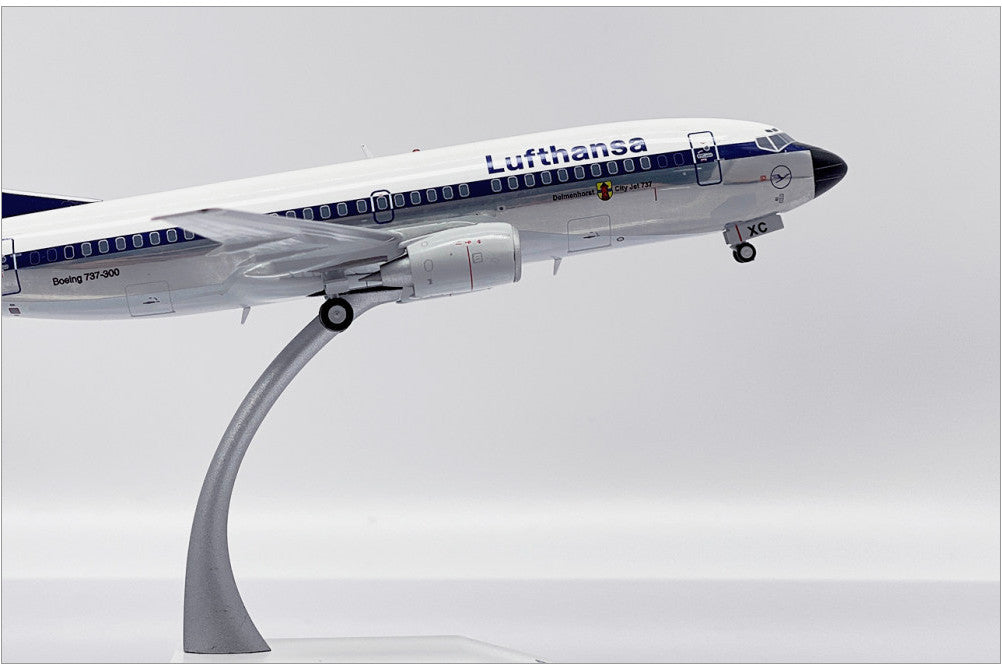 1:200 Wings Lufthansa Boeing 737-300 Passenger Airplane Diecast Aircraft Model