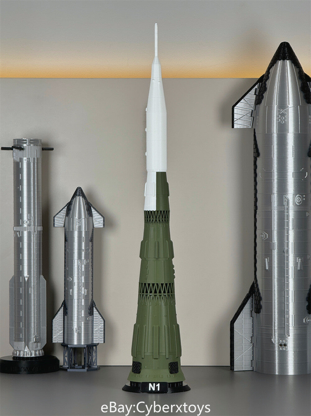 1:200 Scale CCCP N1 Landing Moon Rocket Model Finished Painted Product