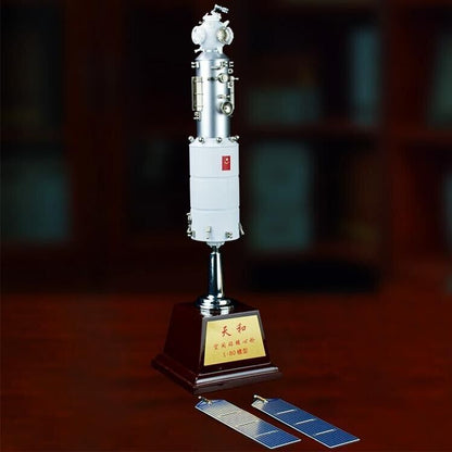 1:80 CHINA Tianhe Core Module Space Station Spacecraft Diecast Aerospace Model