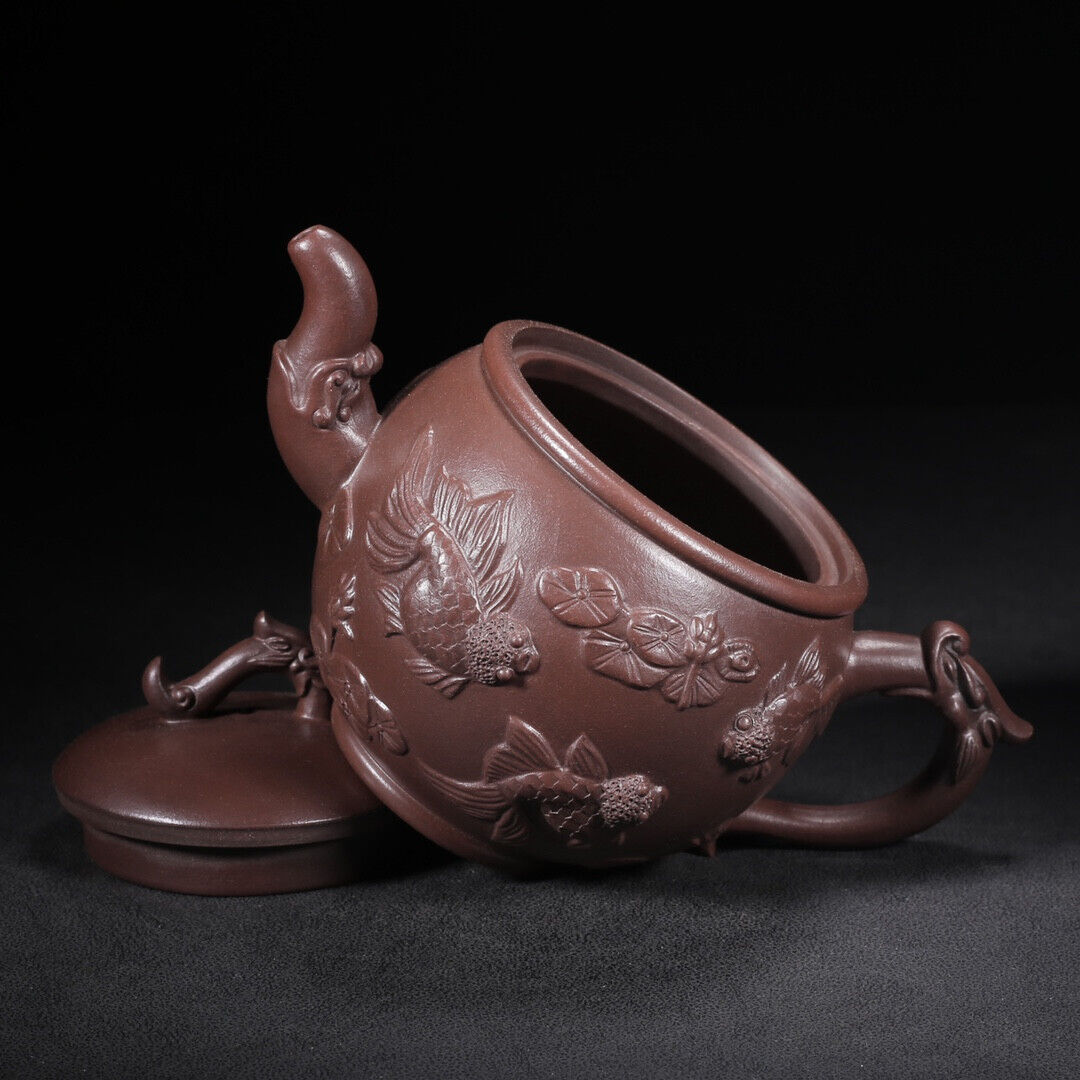 Chinese Yixing Zisha Clay Handmade Exquisite Teapot （鱼乐 底款：铁画轩）