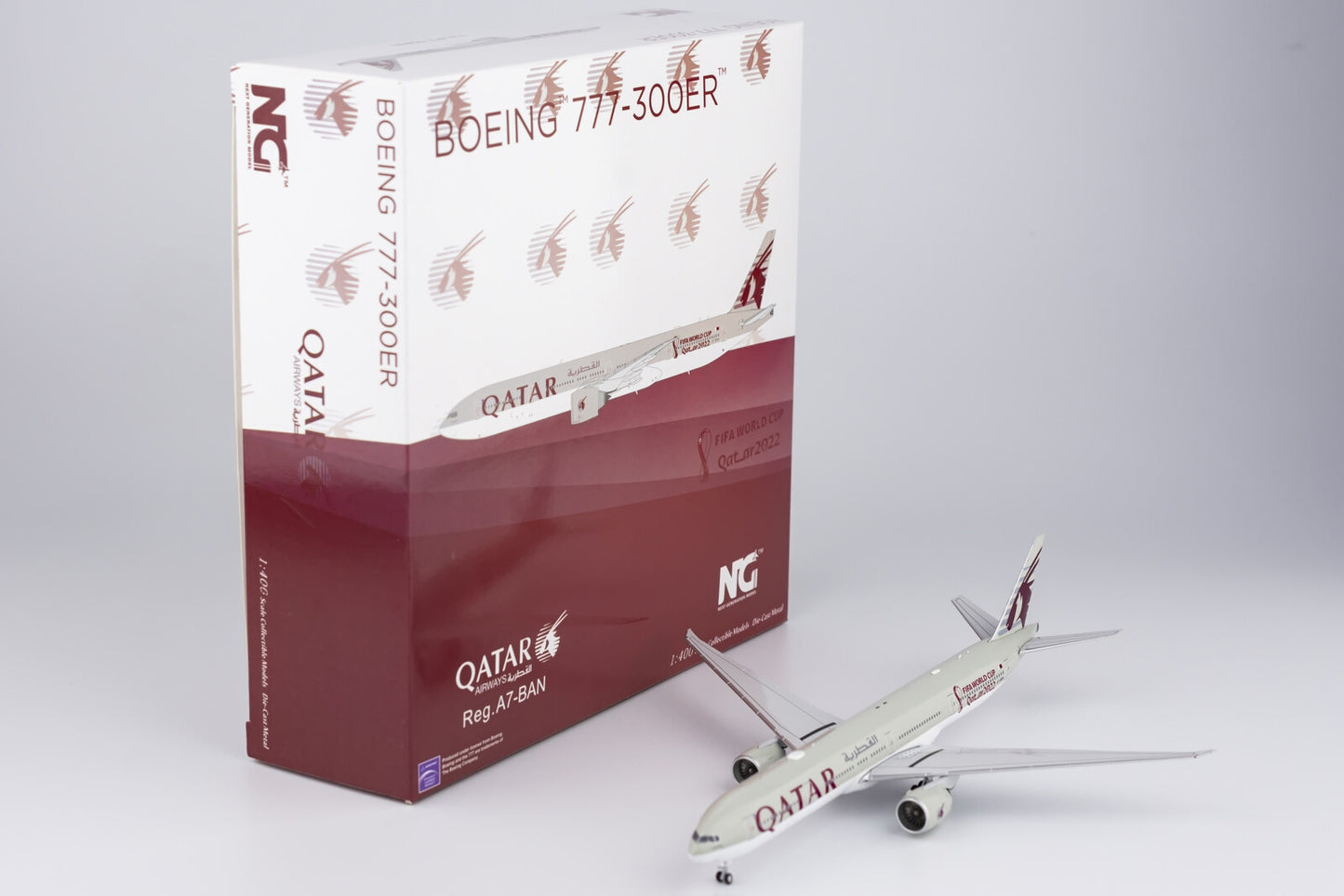 1:400 NG Model QATAR BOEING 777-300ER Passenger Airplane Diecast Aircraft Model