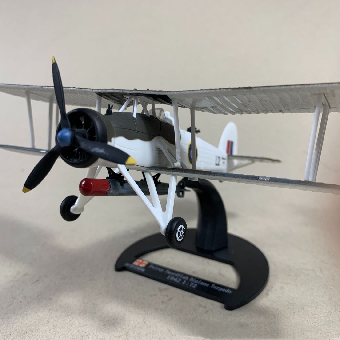 1/72 WWII British Navy Fairey Swordfish Aircraft Model Airplane High Restoration
