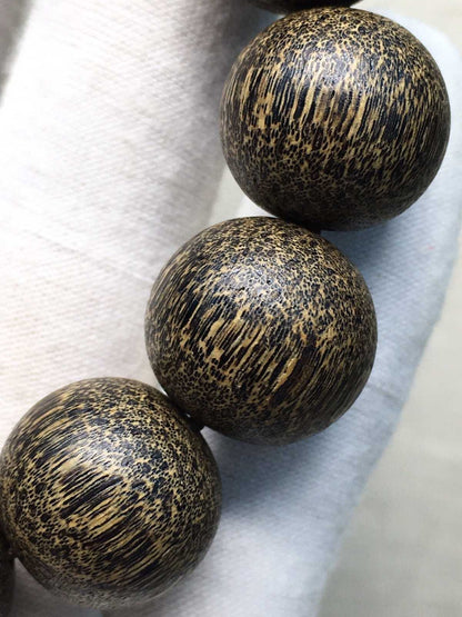 16mm Chinese Natural Eaglewood Handmade Exquisite Bracelets 31327