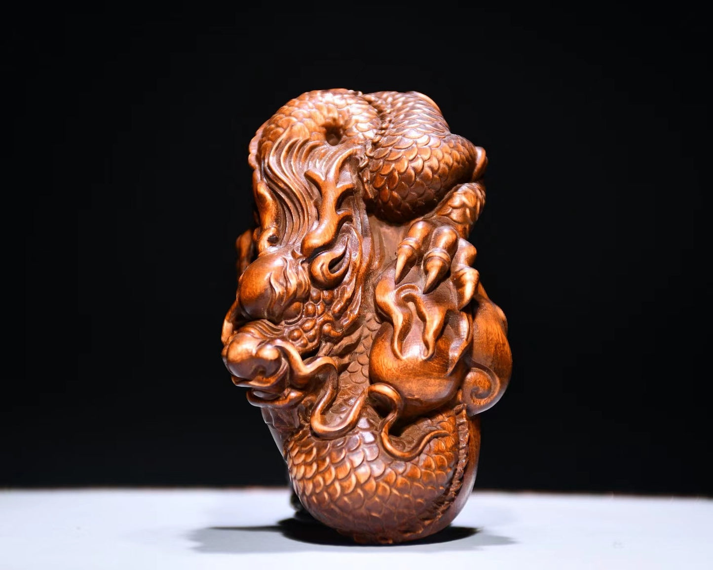Chinese Collection Hand Carved Boxwood Wood Dragon Statue hand piece
