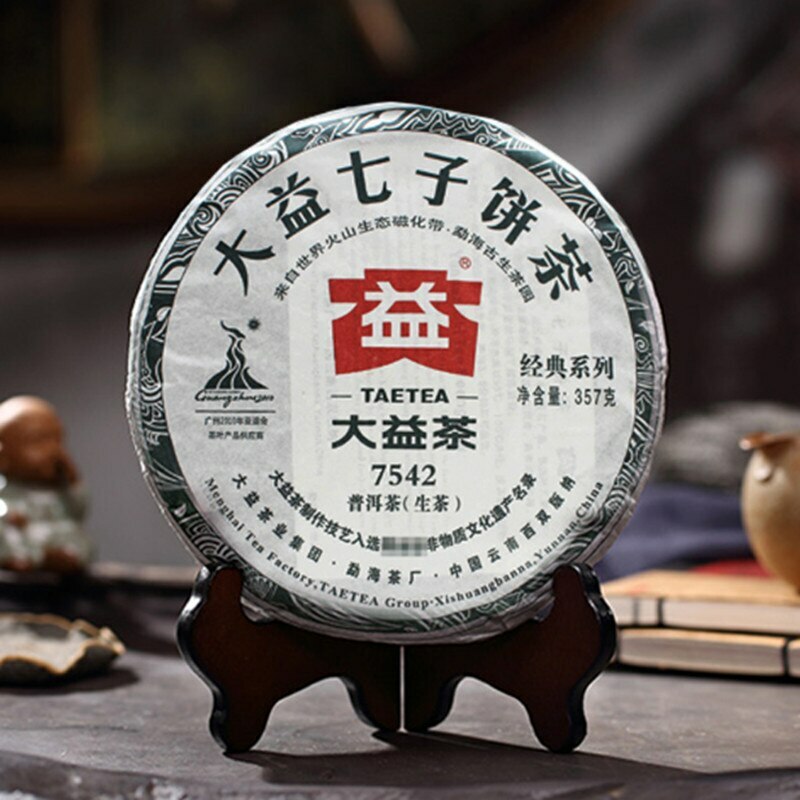 2010 Puerh Classic TAETEA 7542 Puer Yunnan Menghai Dayi Raw Pu'er Tea Cake 357g