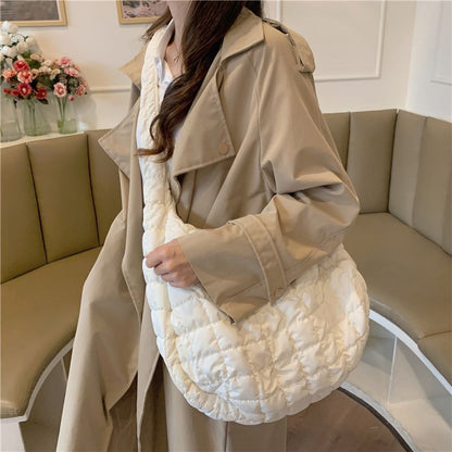 Cloud Fold Big Bag Personality Lightweight Large-capacity Dumpling Messenger Bag