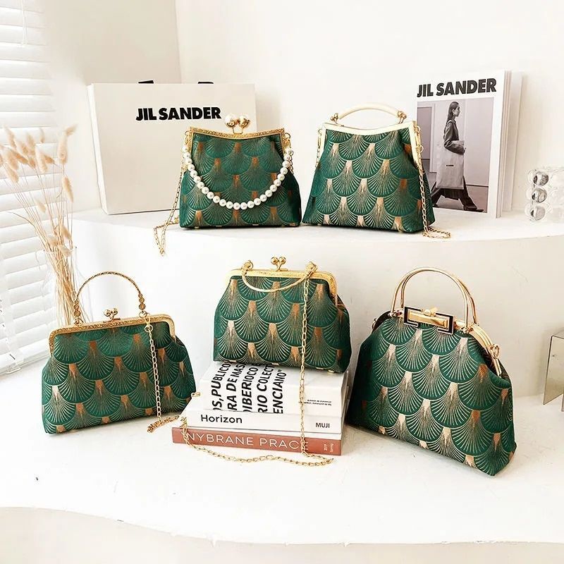 Vintage Green Fashion Bags Shell Lock Tote Handbags Purses 120 CM Chain Strap