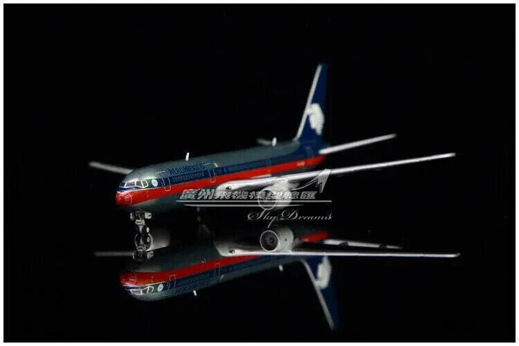 1:400 JC WINGS AEROMEXICO BOEING 767-300ER Passenger Airplane Diecast Model