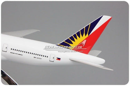 32CM Philippines BOEING 777 RP-C7777 Passenger Airplane Resin Aircraft Model