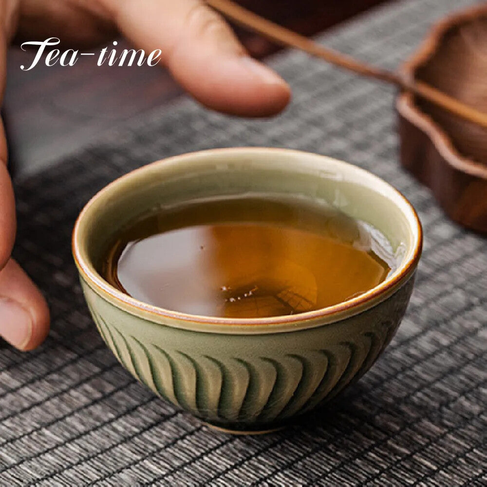 150ml Yue Kiln Relief Drum-shaped Celadon Tea Cup Master Cup Single Tea Set