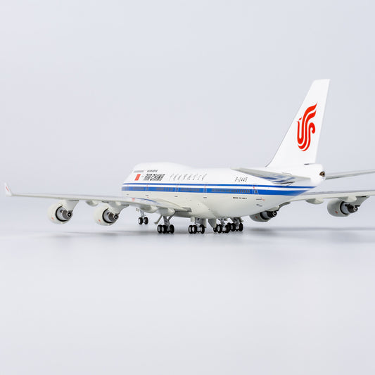 1:400 NG Models Air China Boeing 747-400 Passenger Diecast Aircraft Model