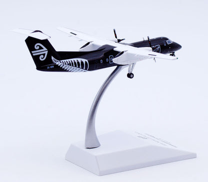 1:200 JC Wings AIR NEW ZWALAND BOMBARDIER 8Q300 Airplane Diecast Aircraft Model