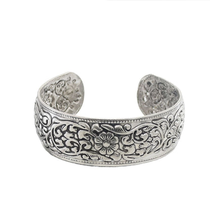 Women Bracelets Zinc Alloy Vintage Tibetan Silver Carved Pattern Fashion Jewelry